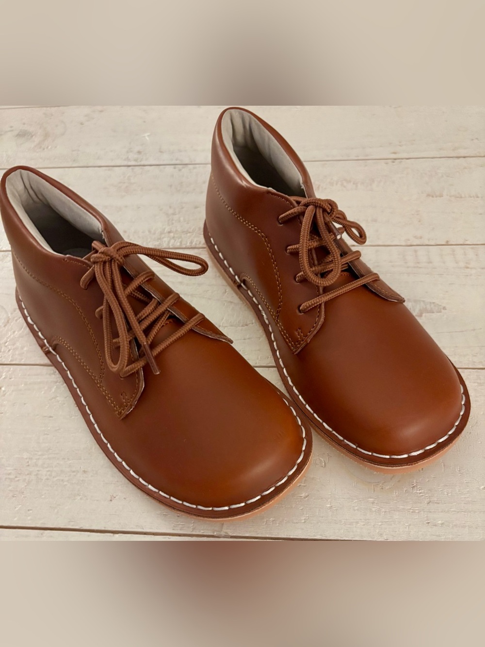 New! L’Amour Tuck Mid Top Lace Up Boys Shoes - Picture 2 of 5